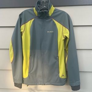Columbia Omni Shield Grey and Yellow Zip Front Soft She’ll Small